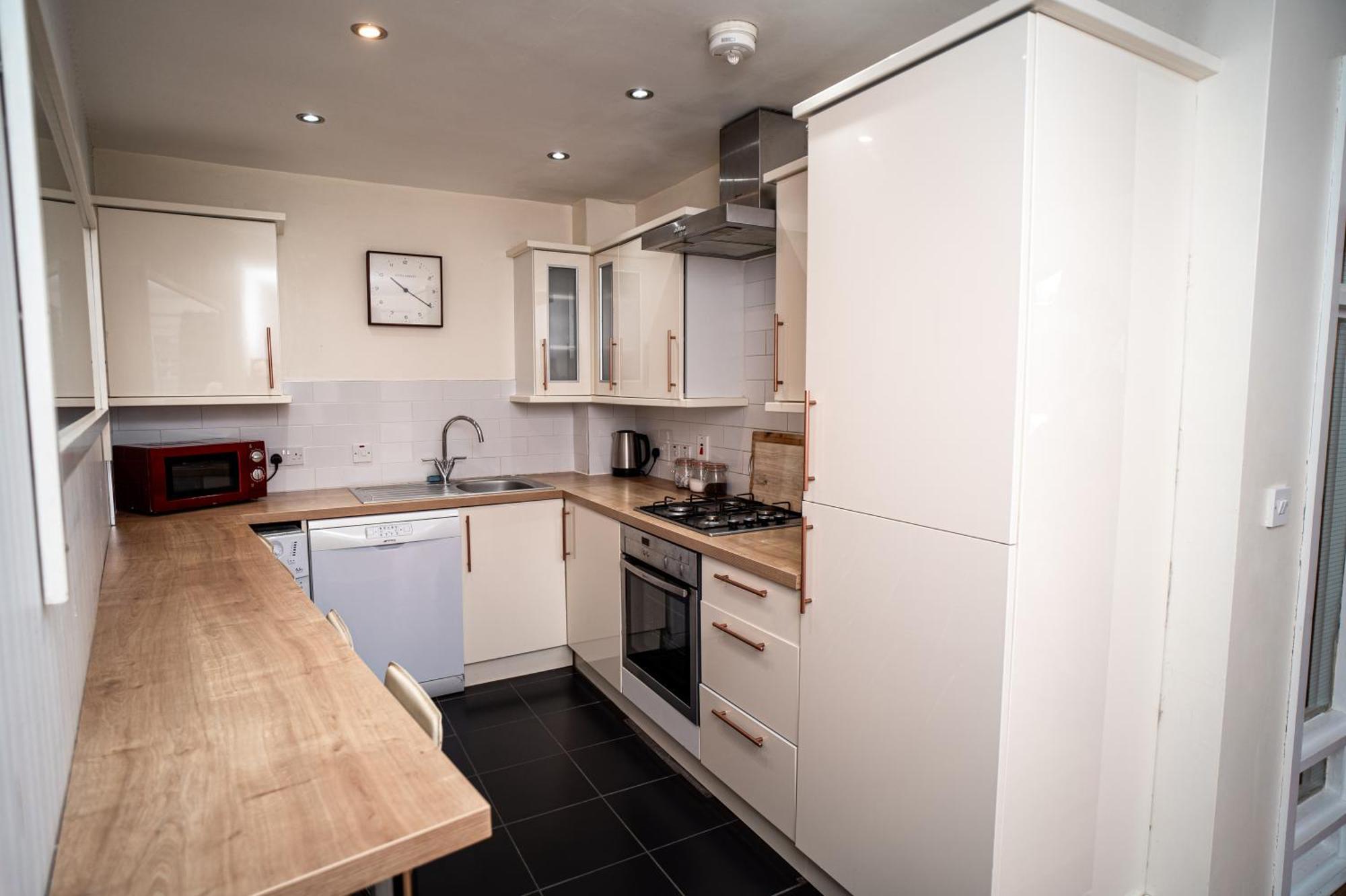 3 Bedroom Central Apartment In Belfast City Centre Exteriör bild