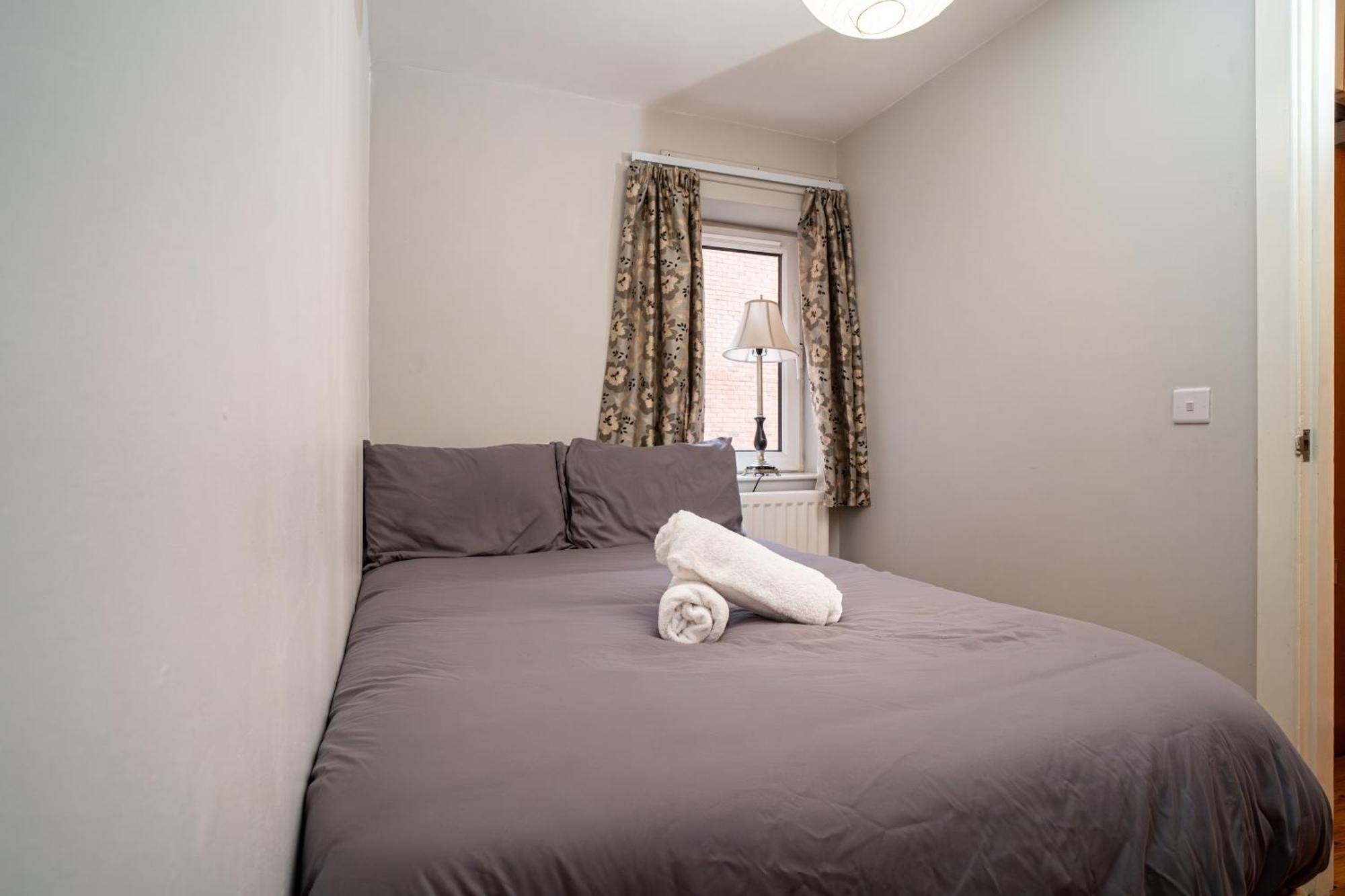 3 Bedroom Central Apartment In Belfast City Centre Exteriör bild