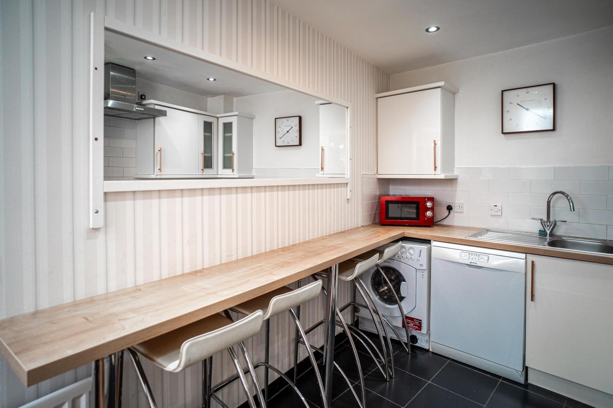 3 Bedroom Central Apartment In Belfast City Centre Exteriör bild